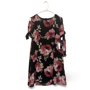NWT Lulu's Black and Pink Floral Dress w/ Ribbon Sleeve Detail Size Small